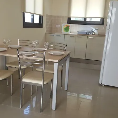 Feriehus Kyklades B/s 04 Paralimni